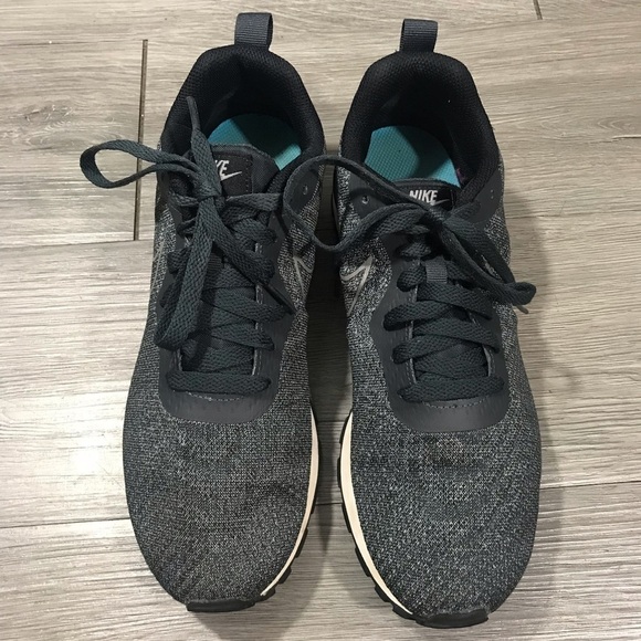 Nike Md Runner 2 Eng Mesh Anthracite Black Runners - Picture 2 of 7